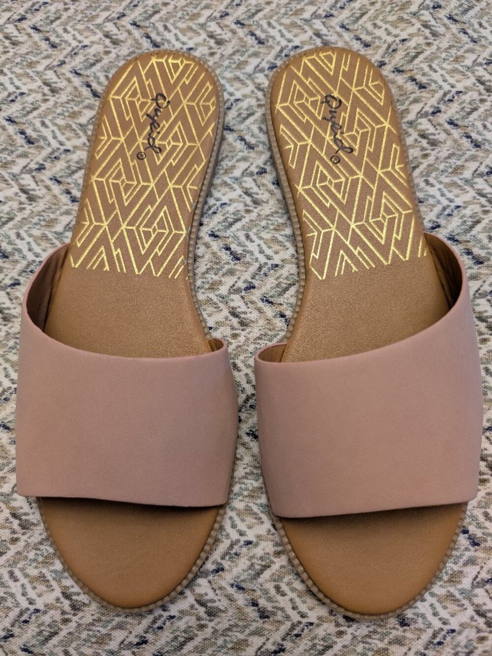 NWT Qupid Blush Pink Slip On Flats